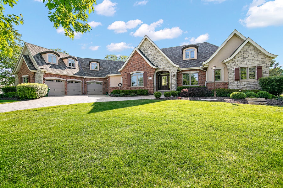 Property photo for 18048 S Crystal Lake Drive, Mokena, IL
