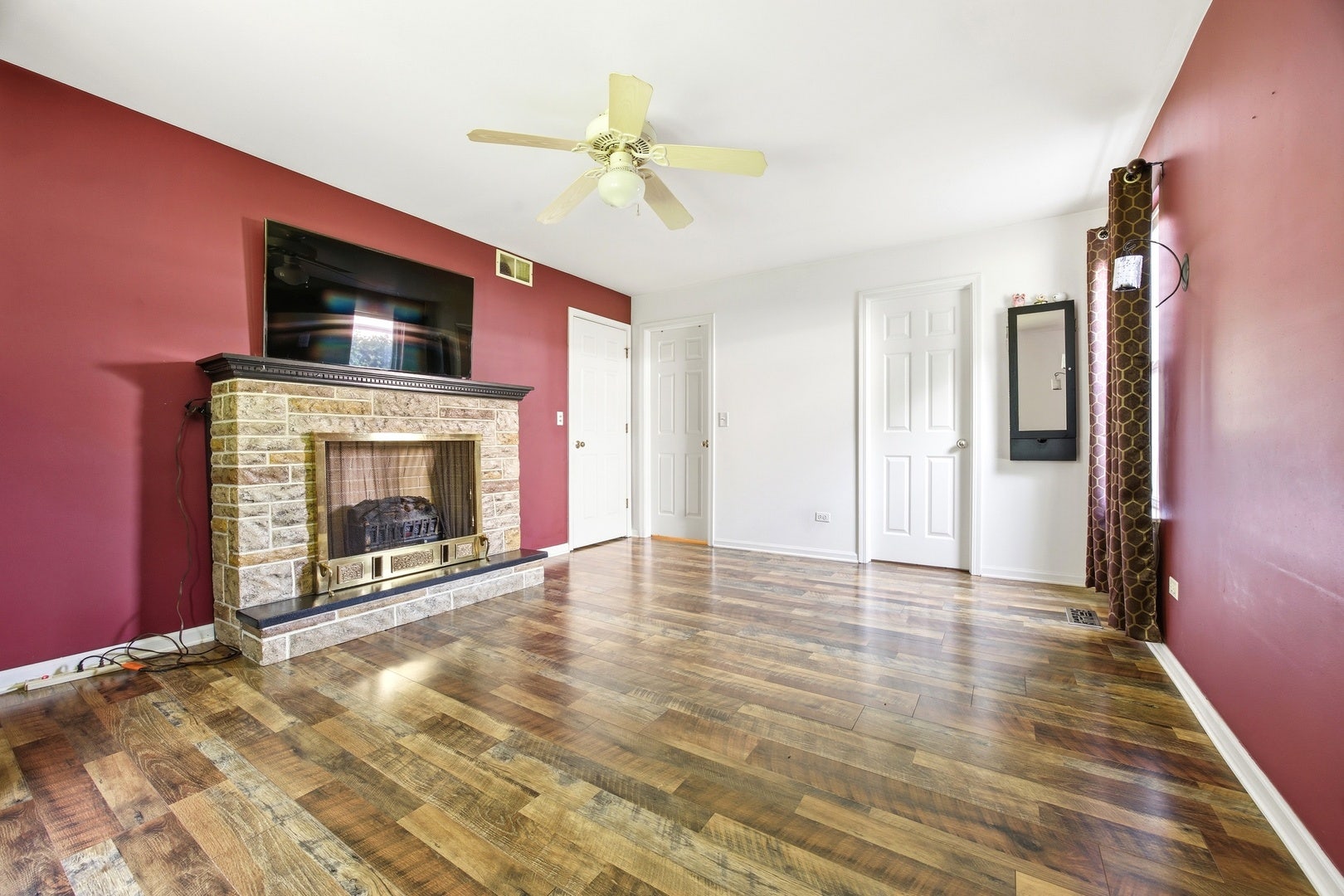 383 Woodview Circle, #A, Elgin, IL 60120
