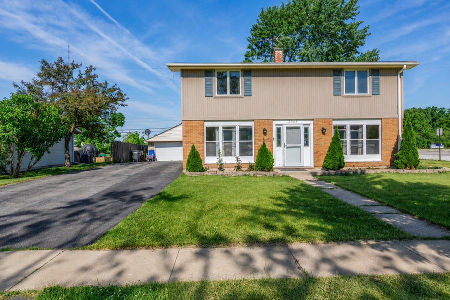 Property photo for 19314 Beechnut Drive, Mokena, IL
