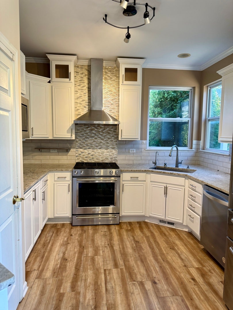 3183 DAVEY Court, Aurora, IL 60503 3183 DAVEY Court, Aurora, IL 60503