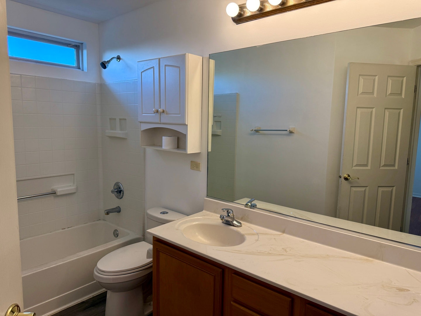 3183 DAVEY Court, Aurora, IL 60503 3183 DAVEY Court, Aurora, IL 60503