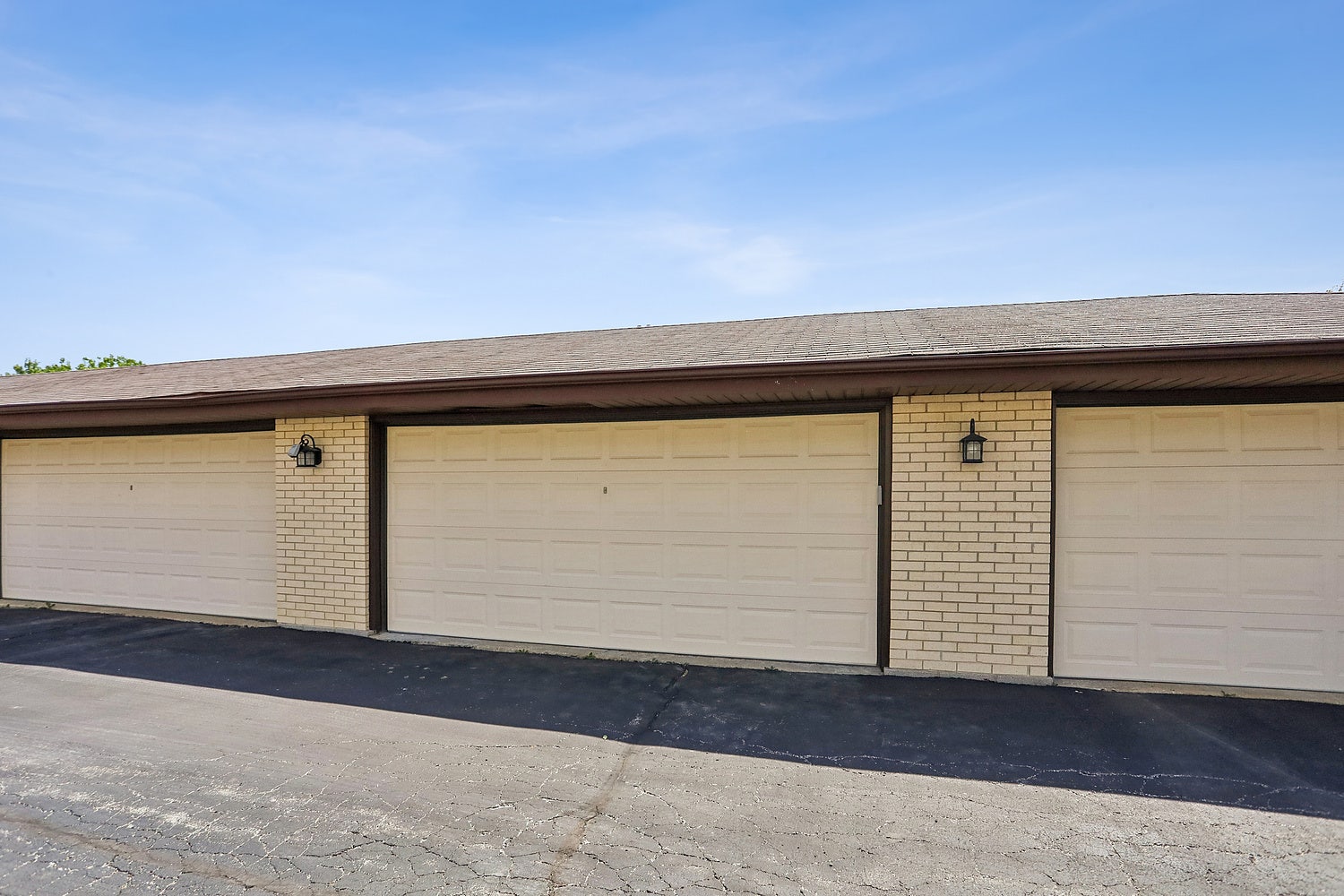 15229 Catalina Drive, #3c, Orland Park, IL 60462 15229 Catalina Drive, #3c, Orland Park, IL 60462