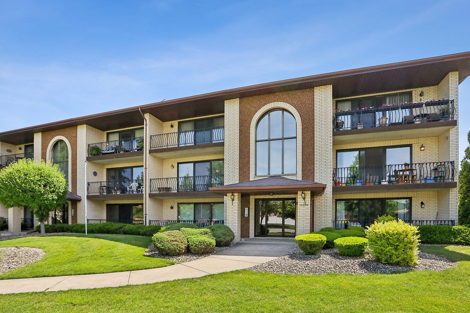 15229 Catalina Drive, #3c, Orland Park, IL 60462 15229 Catalina Drive, #3c, Orland Park, IL 60462