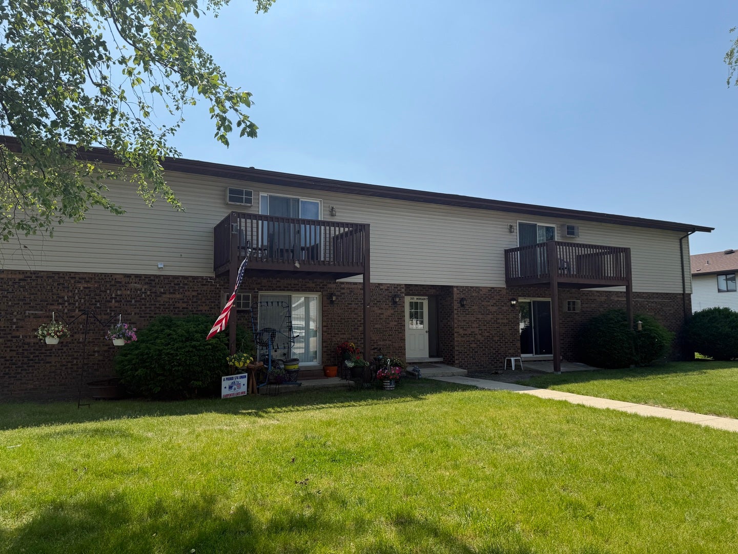 205 Morgan Court, #2C, Manhattan, IL 60442