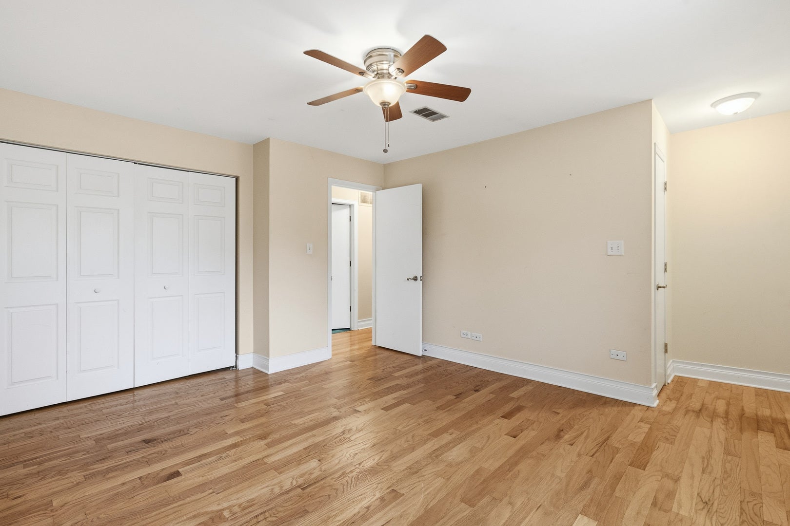 17720 67th Avenue, Tinley Park, IL 60477 17720 67th Avenue, Tinley Park, IL 60477