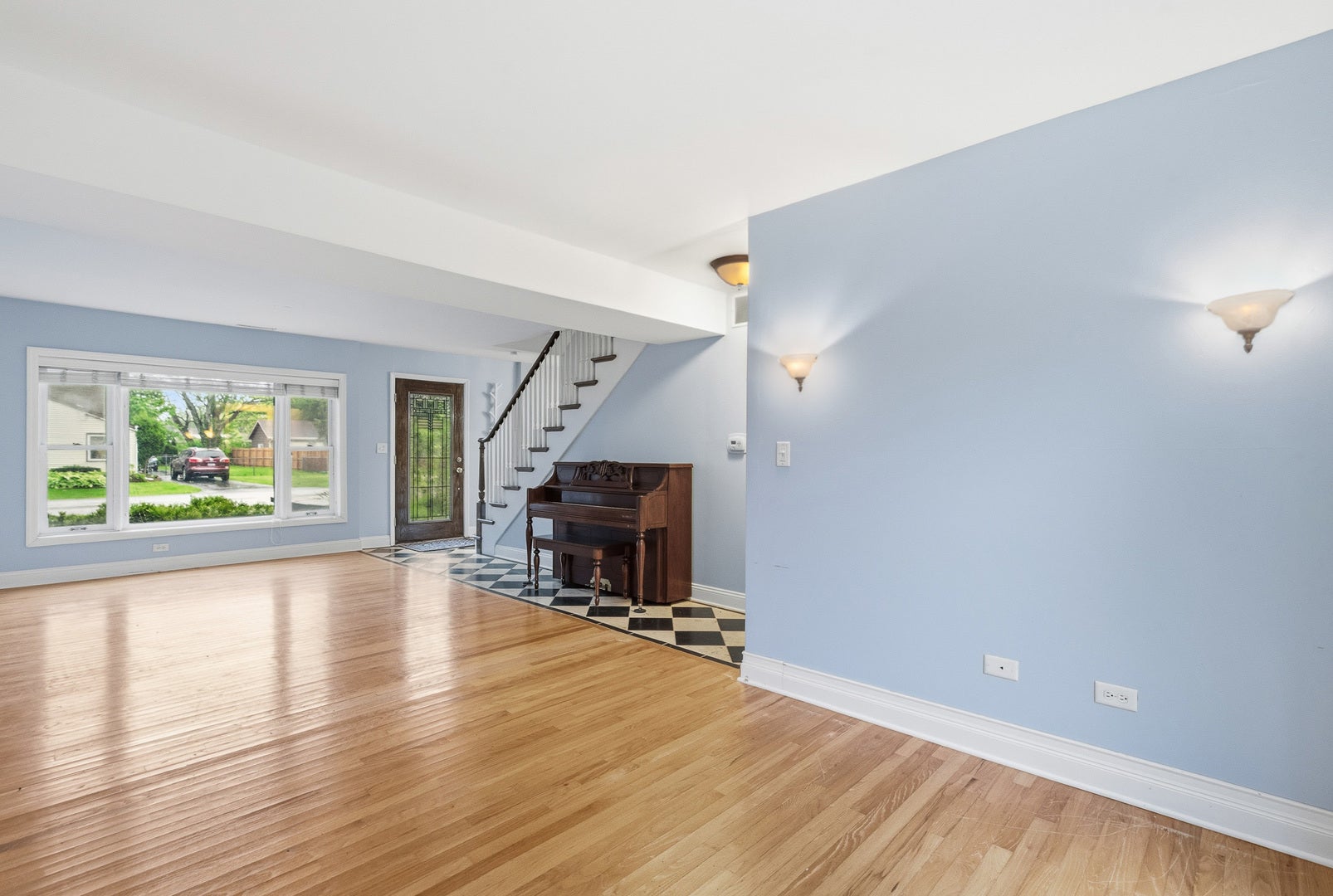 17720 67th Avenue, Tinley Park, IL 60477 17720 67th Avenue, Tinley Park, IL 60477