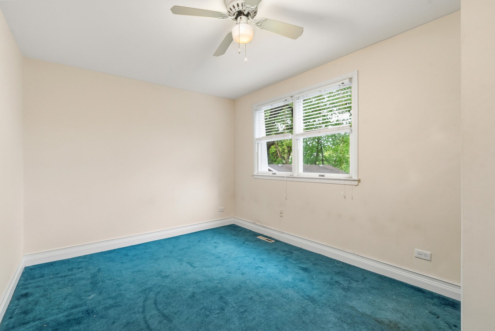 17720 67th Avenue, Tinley Park, IL 60477 17720 67th Avenue, Tinley Park, IL 60477