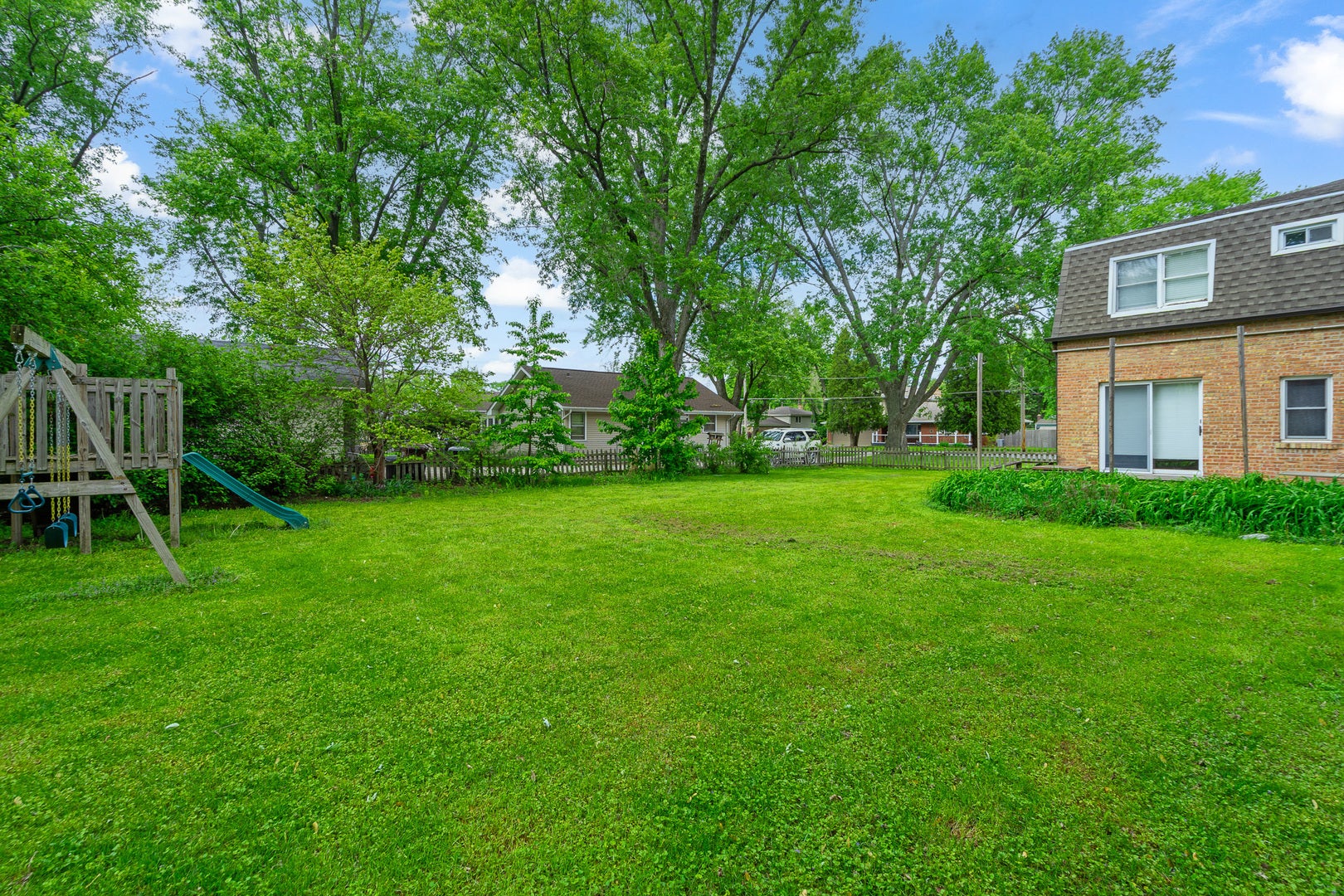 17720 67th Avenue, Tinley Park, IL 60477 17720 67th Avenue, Tinley Park, IL 60477