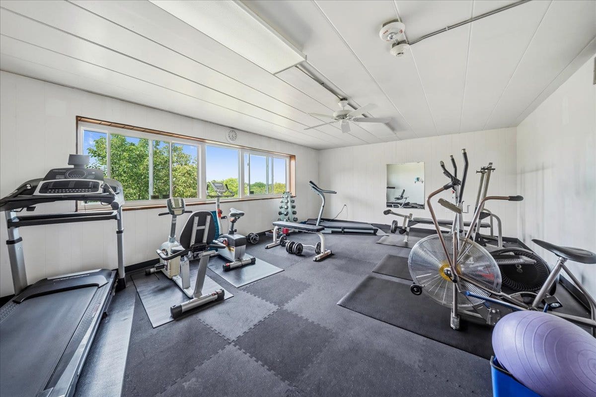 5300 Walnut Avenue, #19C, Downers Grove, IL 60515