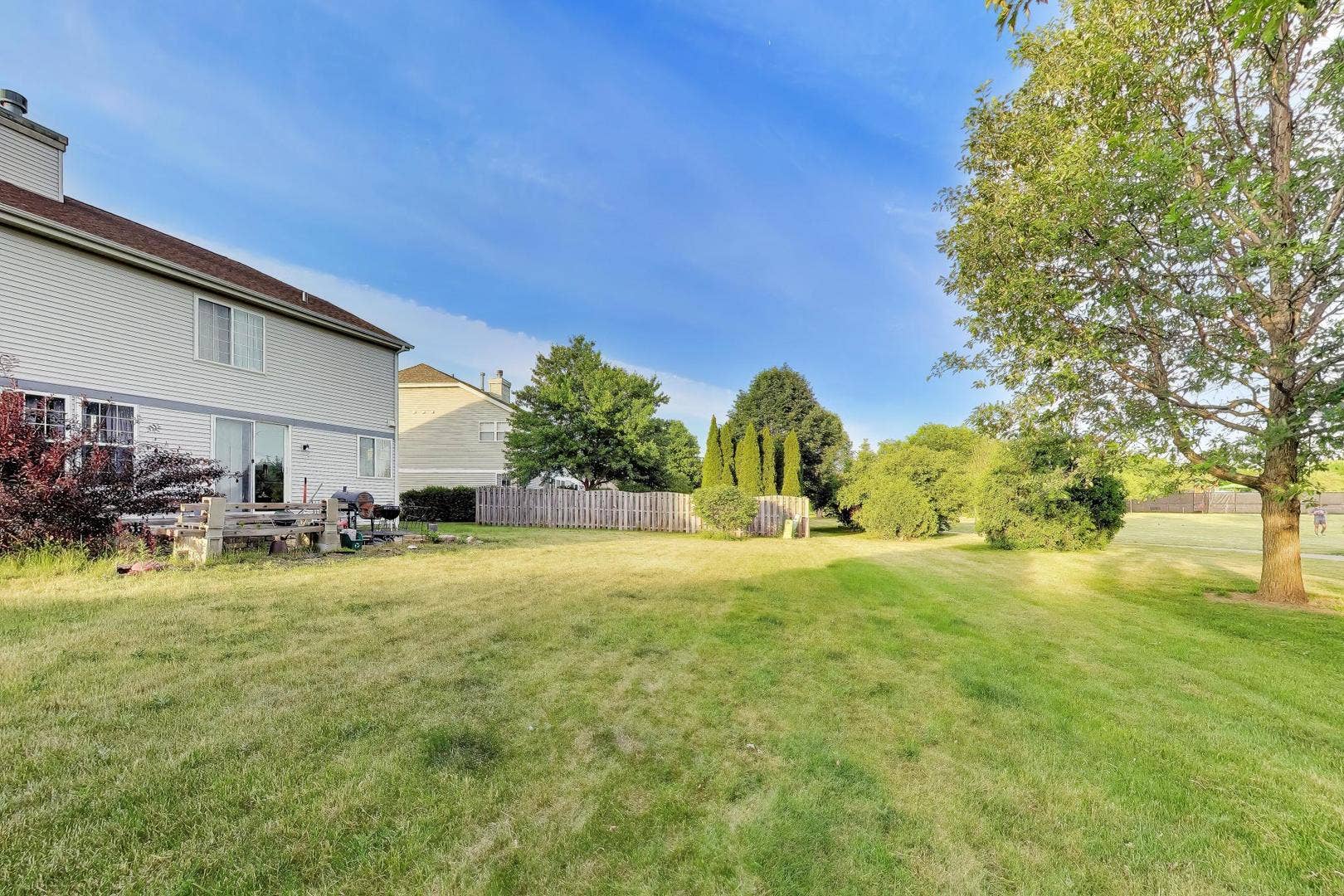 1669 Montclair Drive, Elgin, IL 60123 1669 Montclair Drive, Elgin, IL 60123