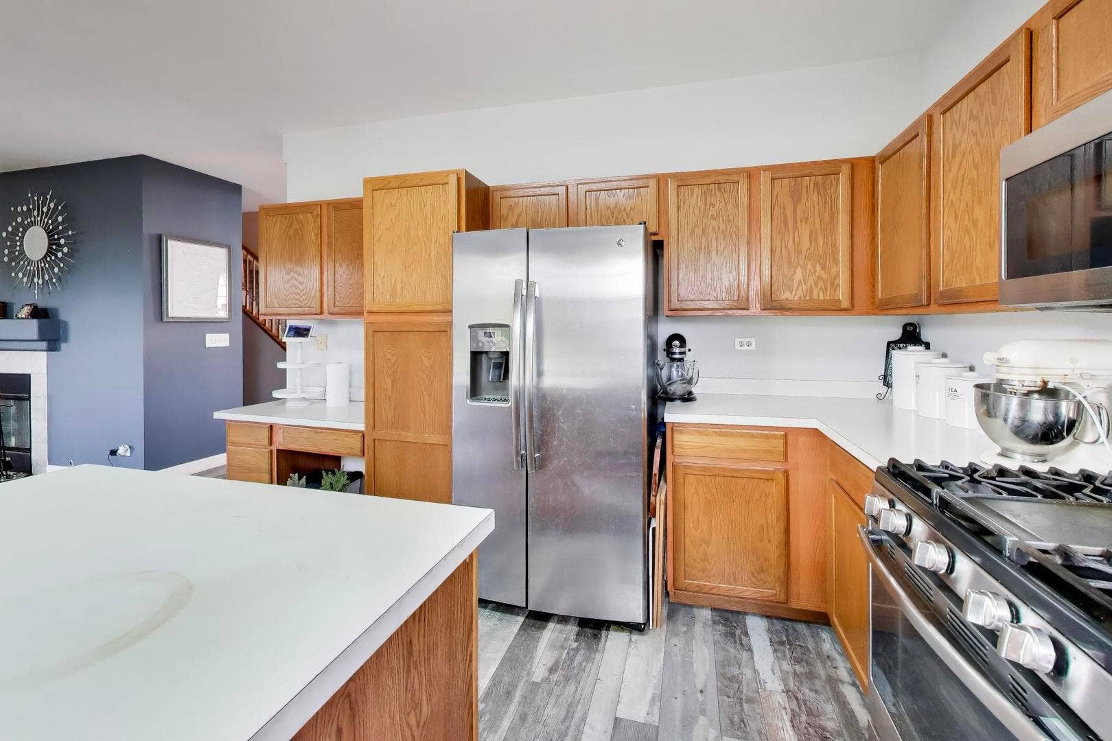 1669 Montclair Drive, Elgin, IL 60123 1669 Montclair Drive, Elgin, IL 60123