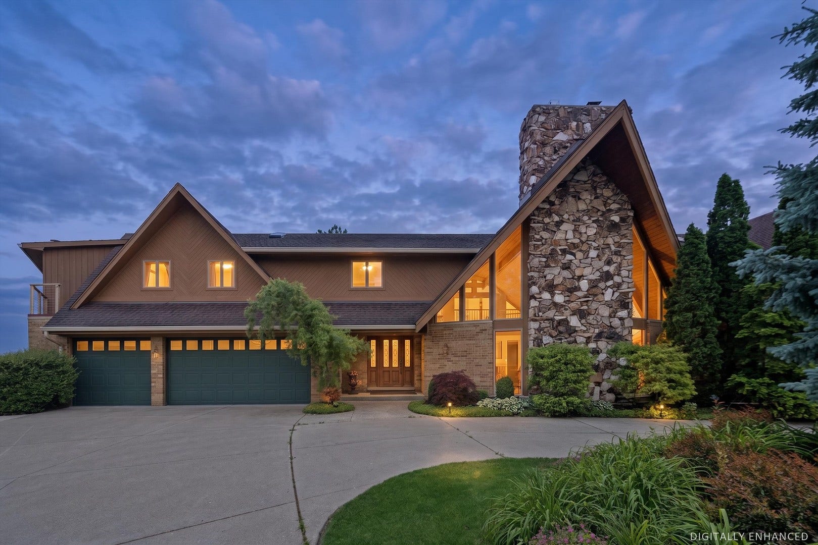 607 Berkshire Court, Downers Grove, IL 60516