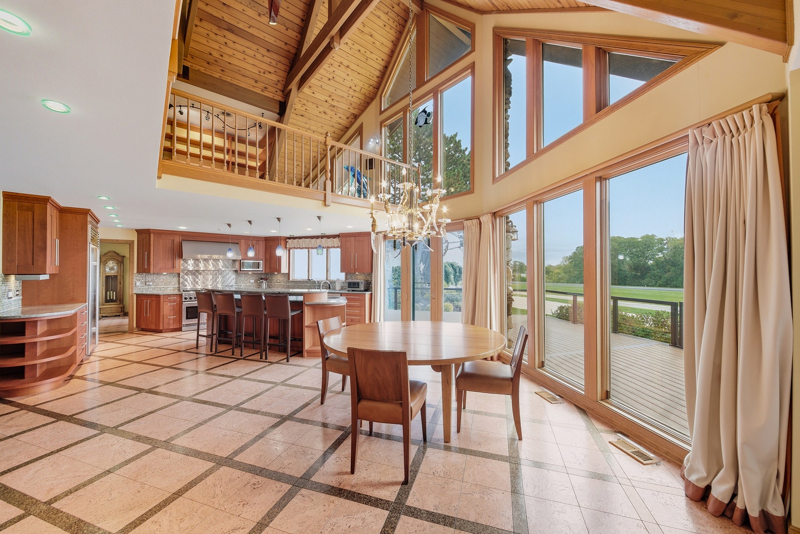 607 Berkshire Court, Downers Grove, IL 60516