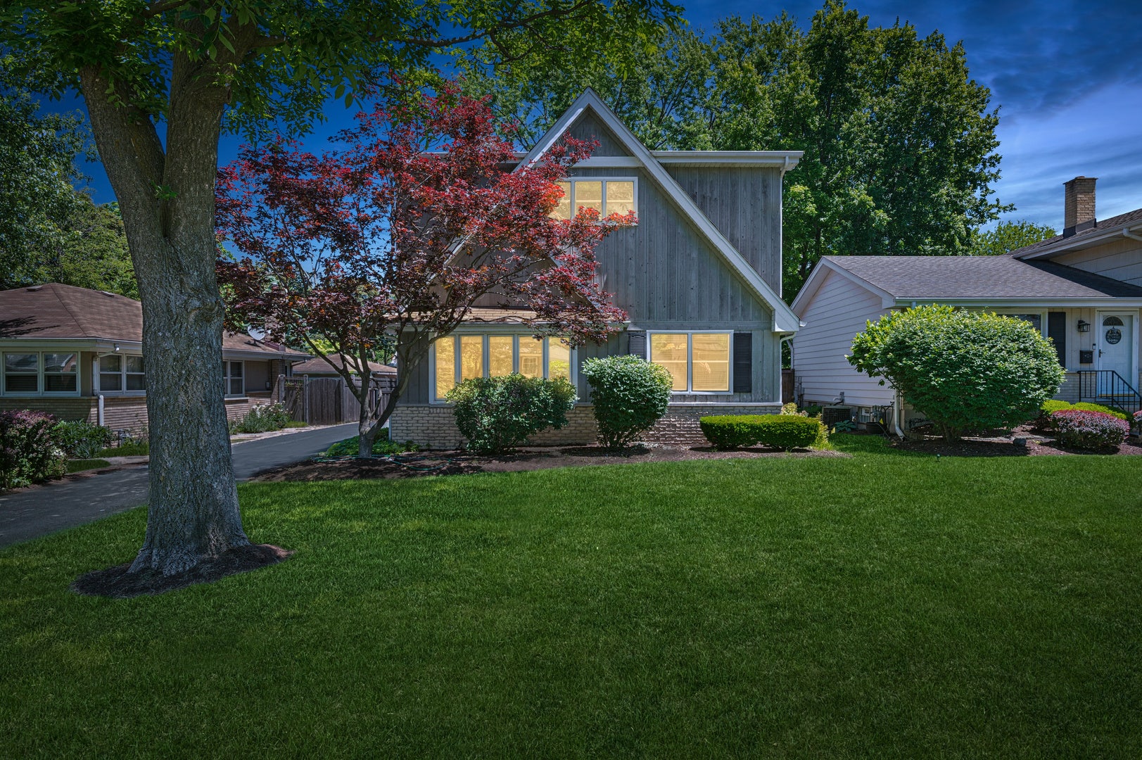 4405 Prospect Avenue, Downers Grove, IL 60515 Twilight photo with great curb appeal.