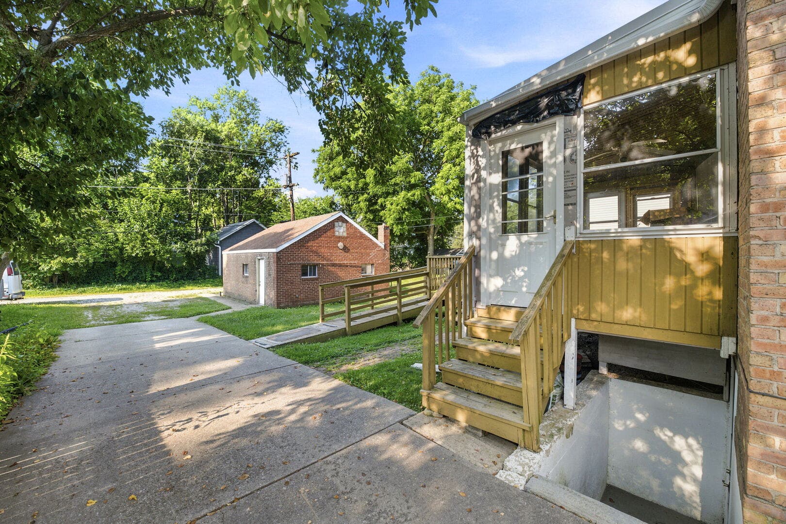 3761 215th Street, Matteson, IL 60443 3761 215th Street, Matteson, IL 60443