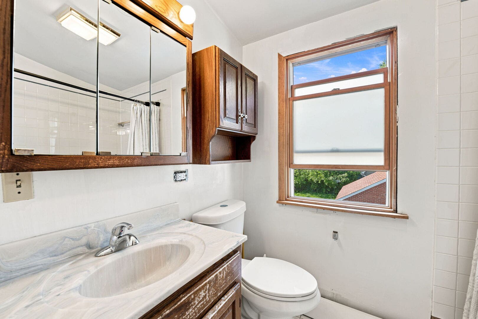 3761 215th Street, Matteson, IL 60443 3761 215th Street, Matteson, IL 60443