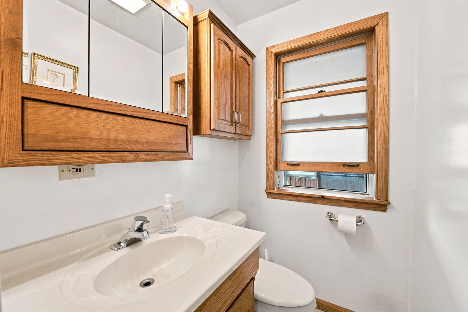 3761 215th Street, Matteson, IL 60443 3761 215th Street, Matteson, IL 60443