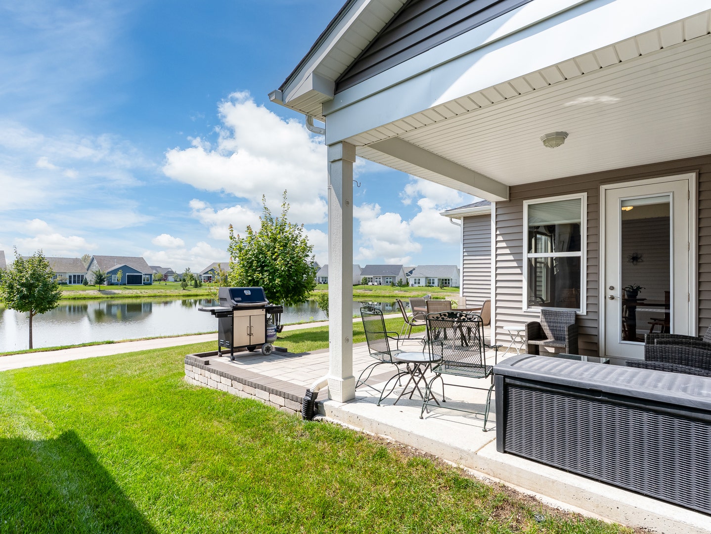 3178 Sweetgrass Circle, Aurora, IL 60503 3178 Sweetgrass Circle, Aurora, IL 60503
