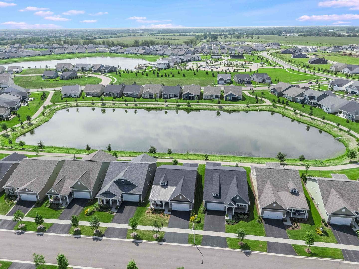 3178 Sweetgrass Circle, Aurora, IL 60503 3178 Sweetgrass Circle, Aurora, IL 60503