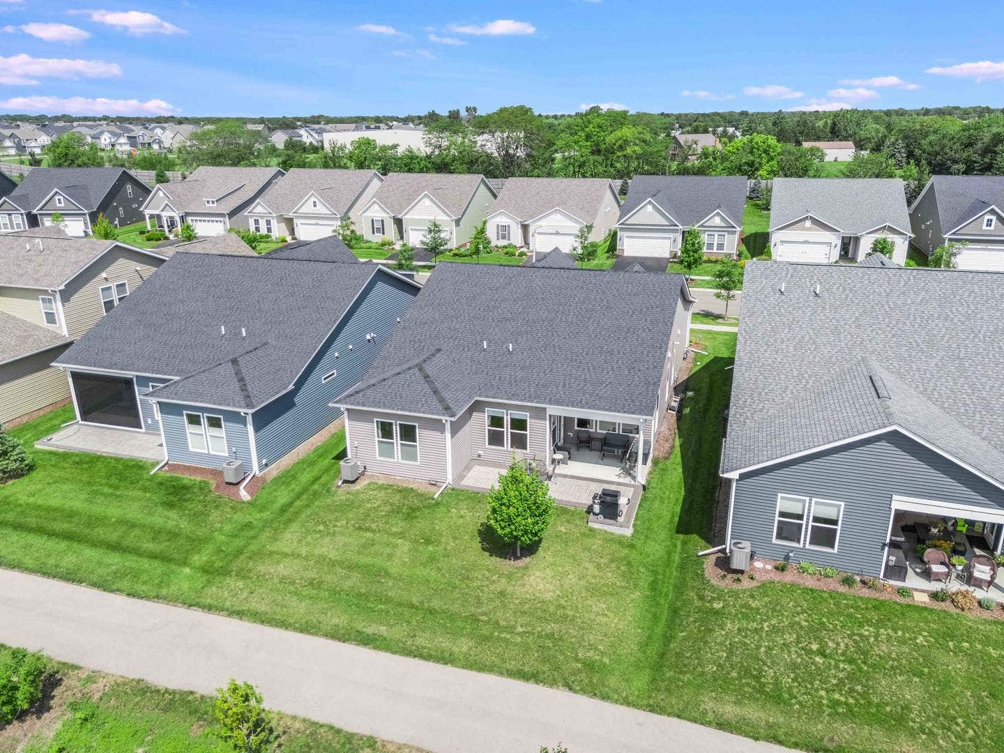 3178 Sweetgrass Circle, Aurora, IL 60503 3178 Sweetgrass Circle, Aurora, IL 60503