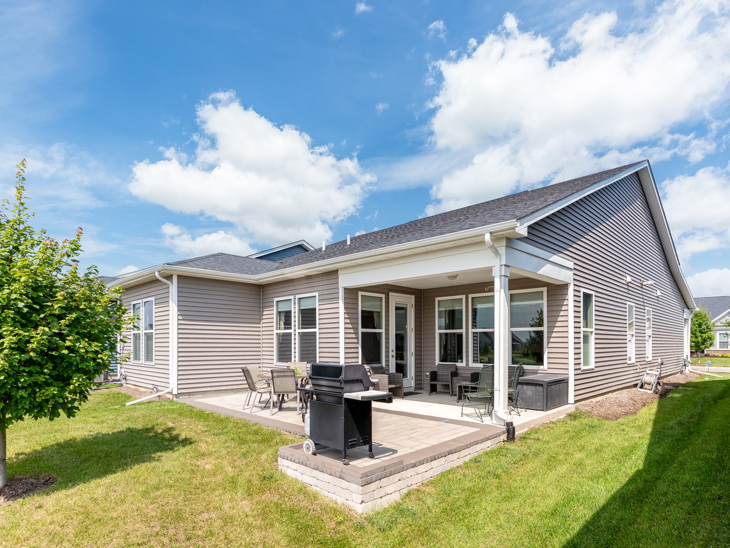 3178 Sweetgrass Circle, Aurora, IL 60503 3178 Sweetgrass Circle, Aurora, IL 60503