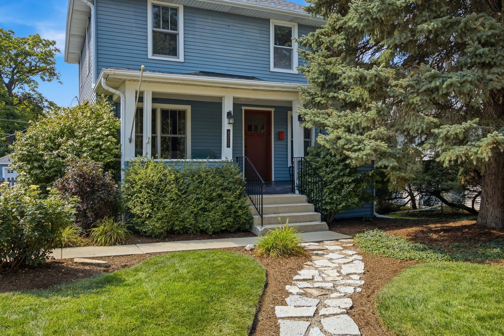 4712 Main Street, Downers Grove, IL 60515