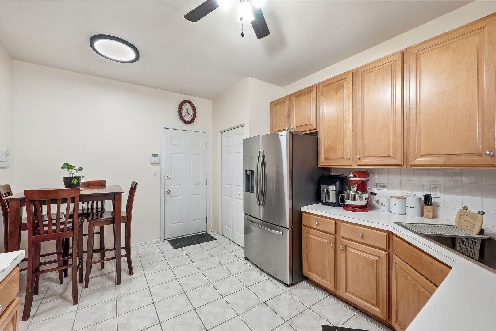 1114 Coventry Lane, Bolingbrook, IL 60440 1114 Coventry Lane, Bolingbrook, IL 60440