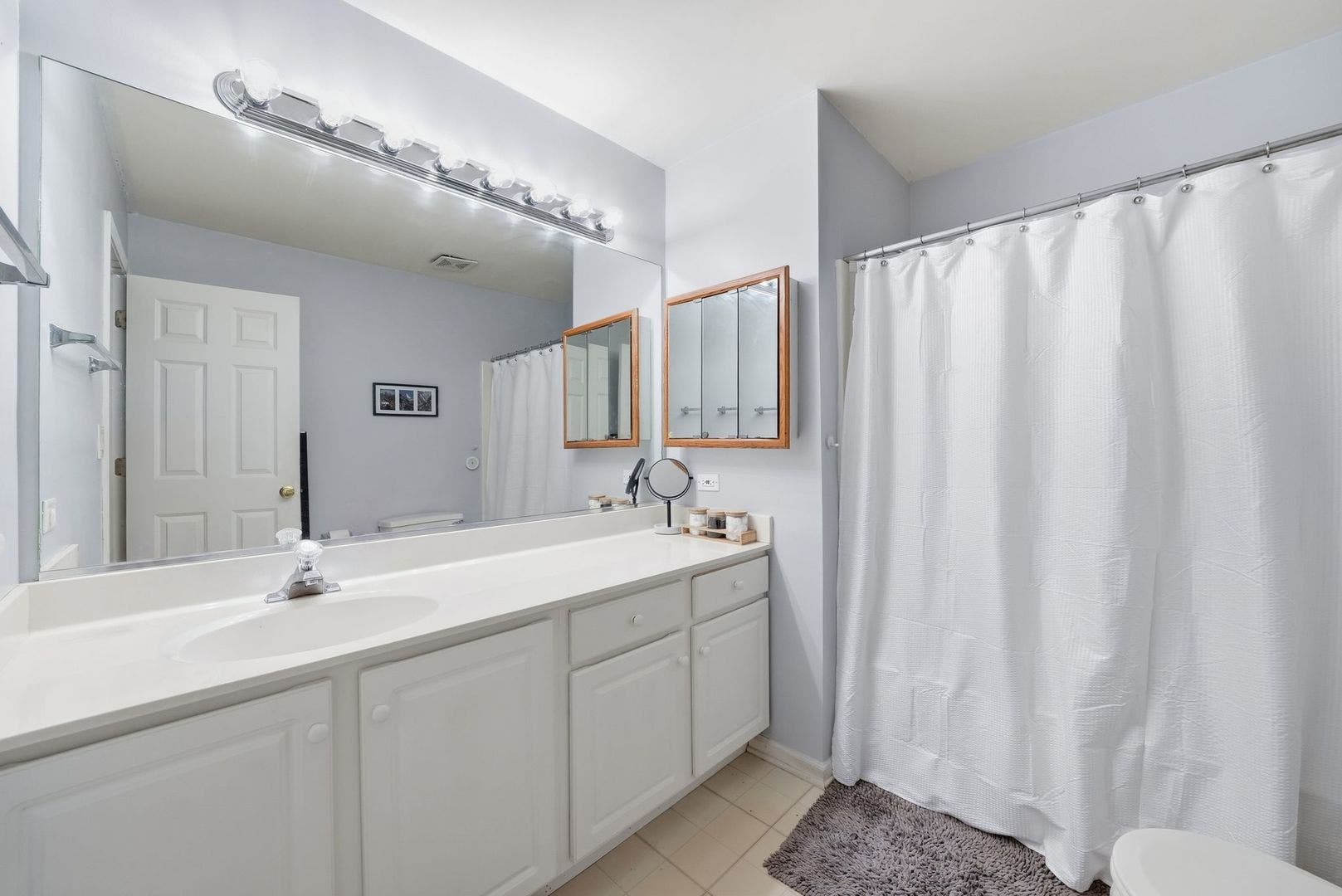1114 Coventry Lane, Bolingbrook, IL 60440 1114 Coventry Lane, Bolingbrook, IL 60440