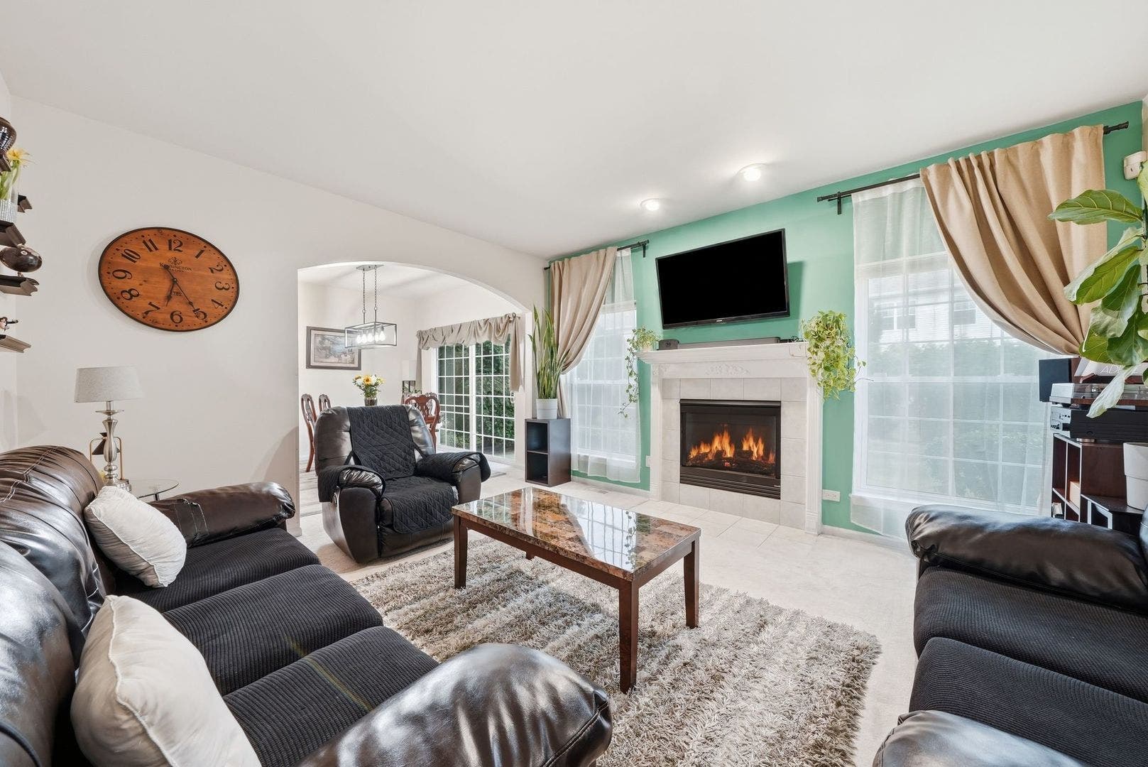 1114 Coventry Lane, Bolingbrook, IL 60440 1114 Coventry Lane, Bolingbrook, IL 60440