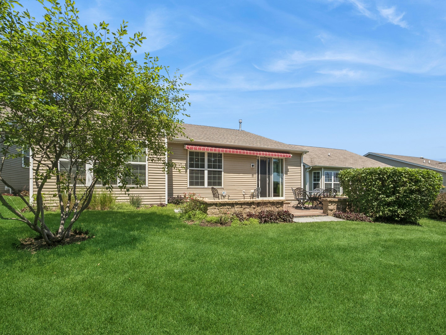 2873 Cascade Falls Circle, Elgin, IL 60124 2873 Cascade Falls Circle, Elgin, IL 60124