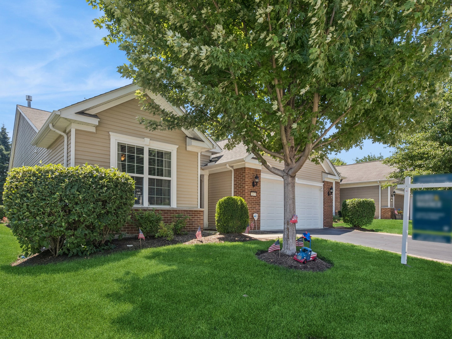2873 Cascade Falls Circle, Elgin, IL 60124 2873 Cascade Falls Circle, Elgin, IL 60124