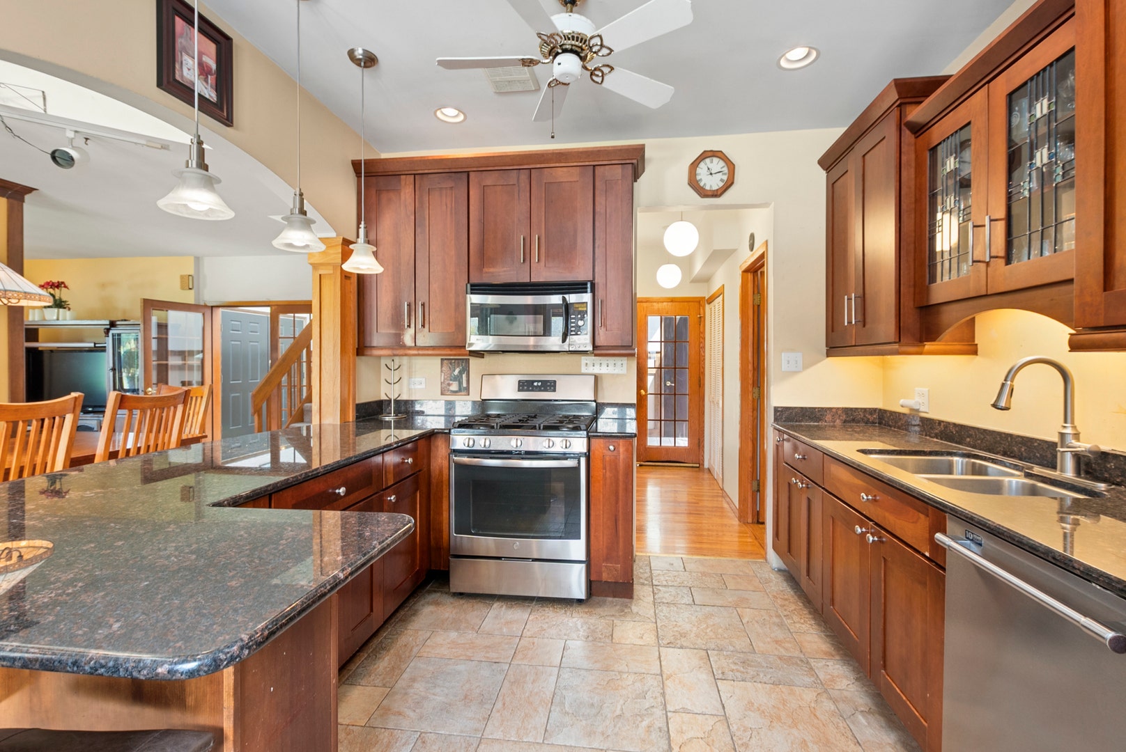 13657 S Parker Road, Homer Glen, IL 60491 13657 S Parker Road, Homer Glen, IL 60491