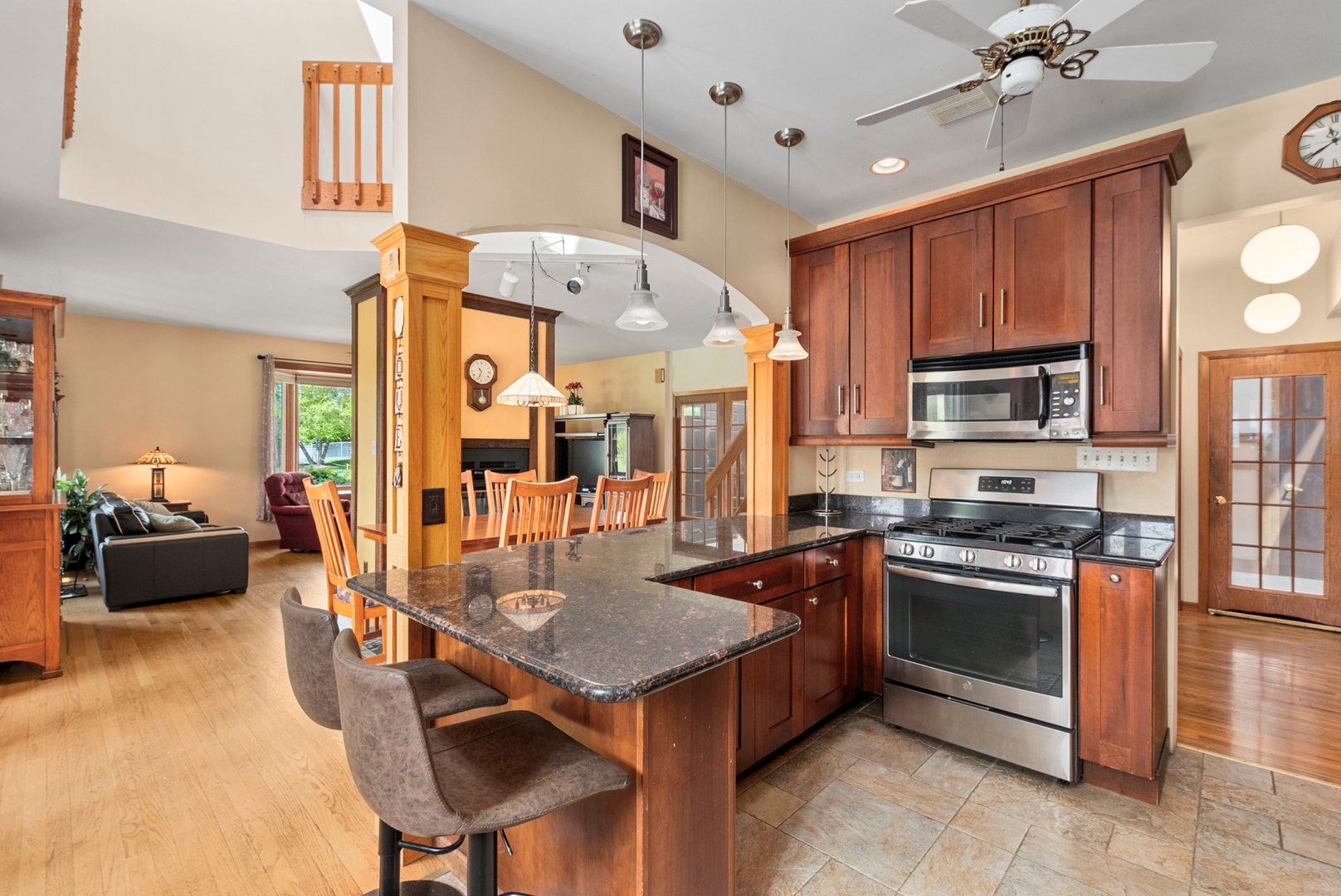 13657 S Parker Road, Homer Glen, IL 60491 13657 S Parker Road, Homer Glen, IL 60491