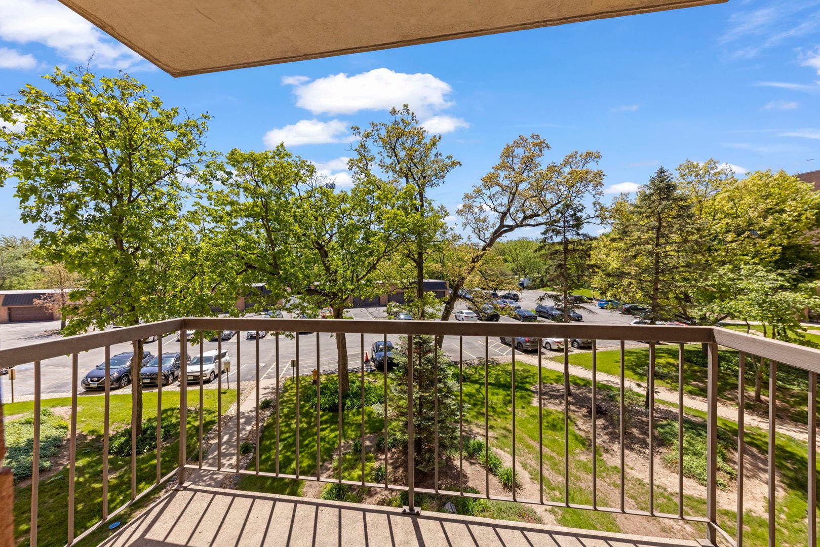 6010 Lake Bluff Drive, #301, Tinley Park, IL 60477