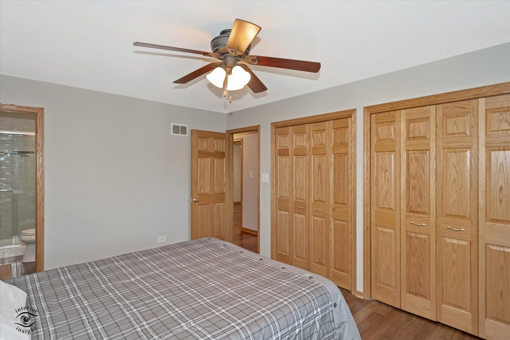 7708 Palm Drive, Orland Park, IL 60462 7708 Palm Drive, Orland Park, IL 60462