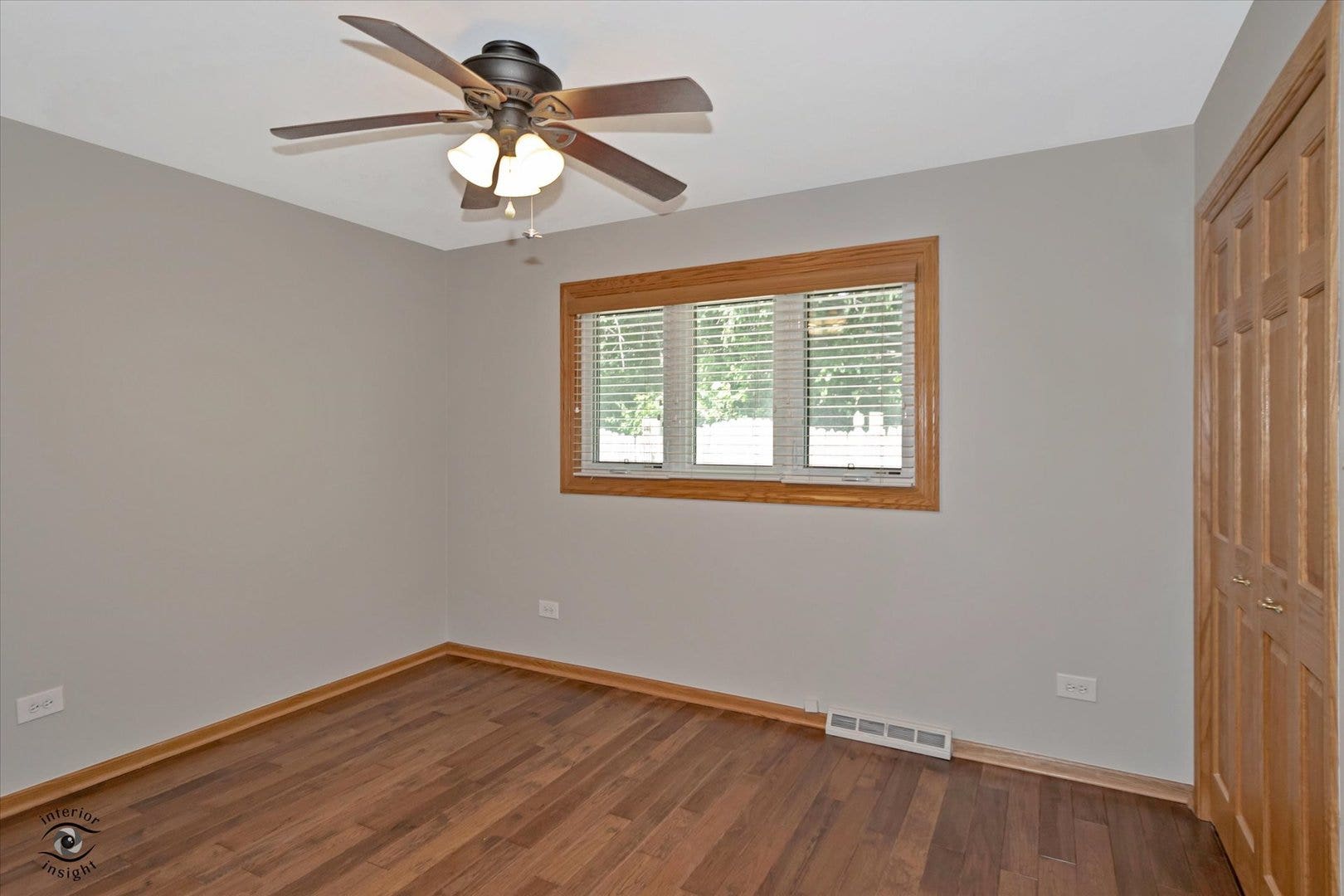 7708 Palm Drive, Orland Park, IL 60462 7708 Palm Drive, Orland Park, IL 60462