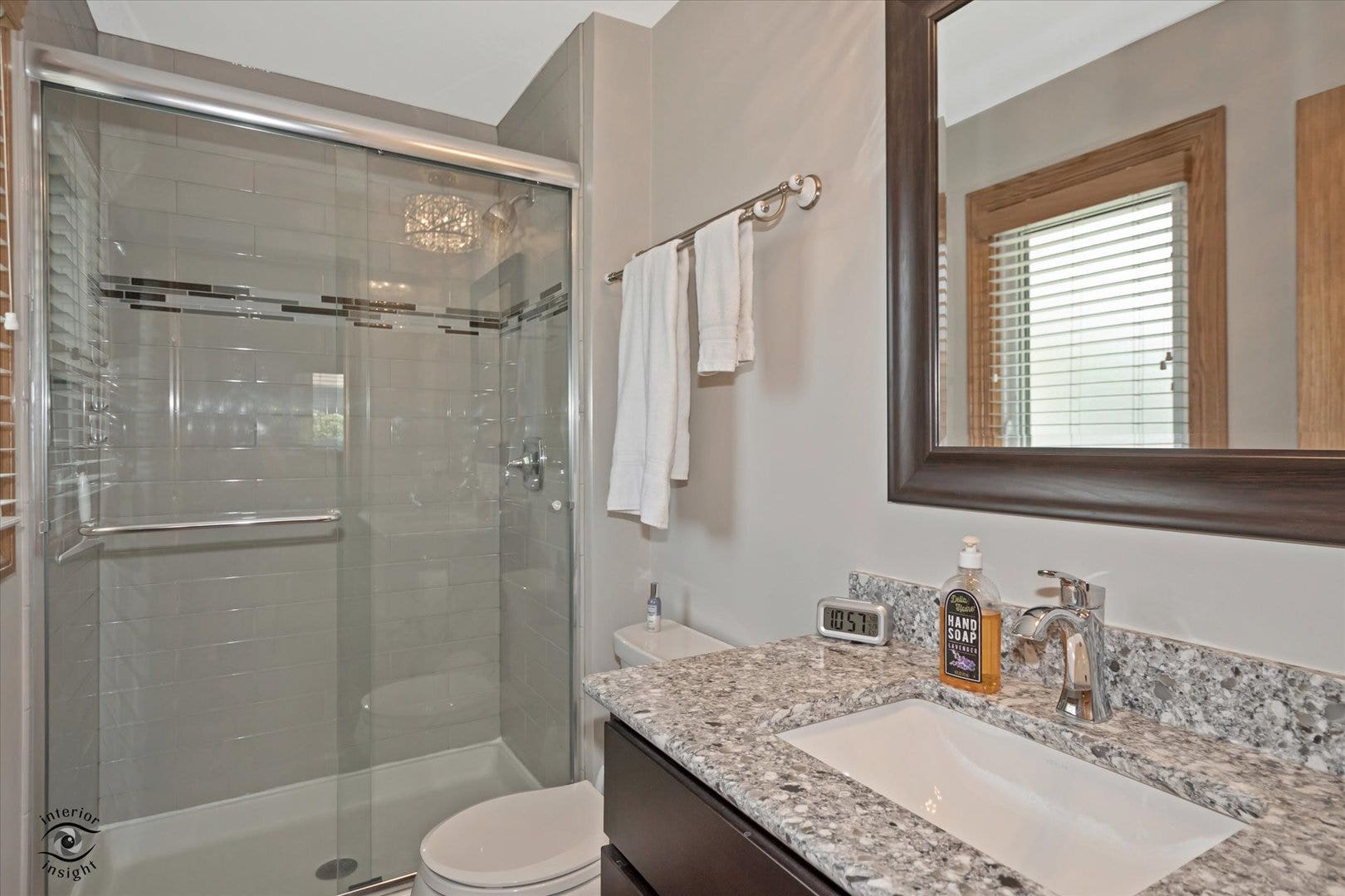 7708 Palm Drive, Orland Park, IL 60462 7708 Palm Drive, Orland Park, IL 60462
