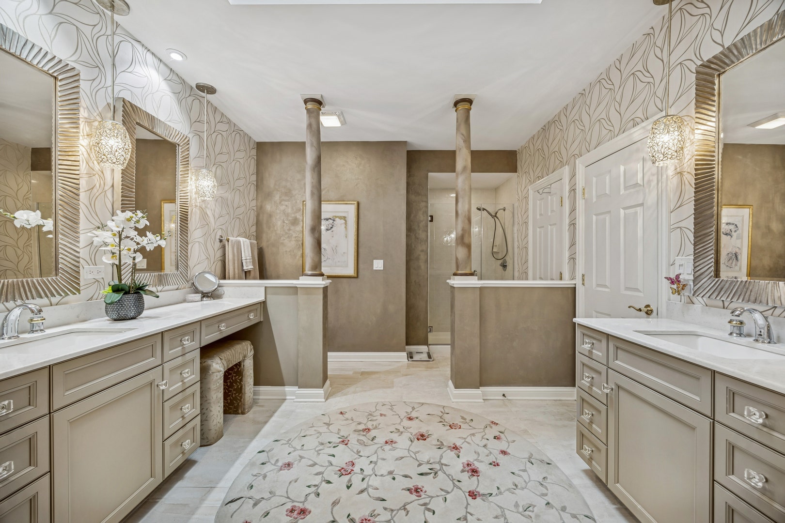 8711 Berkley Court, Orland Park, IL 60462 Primary Bath