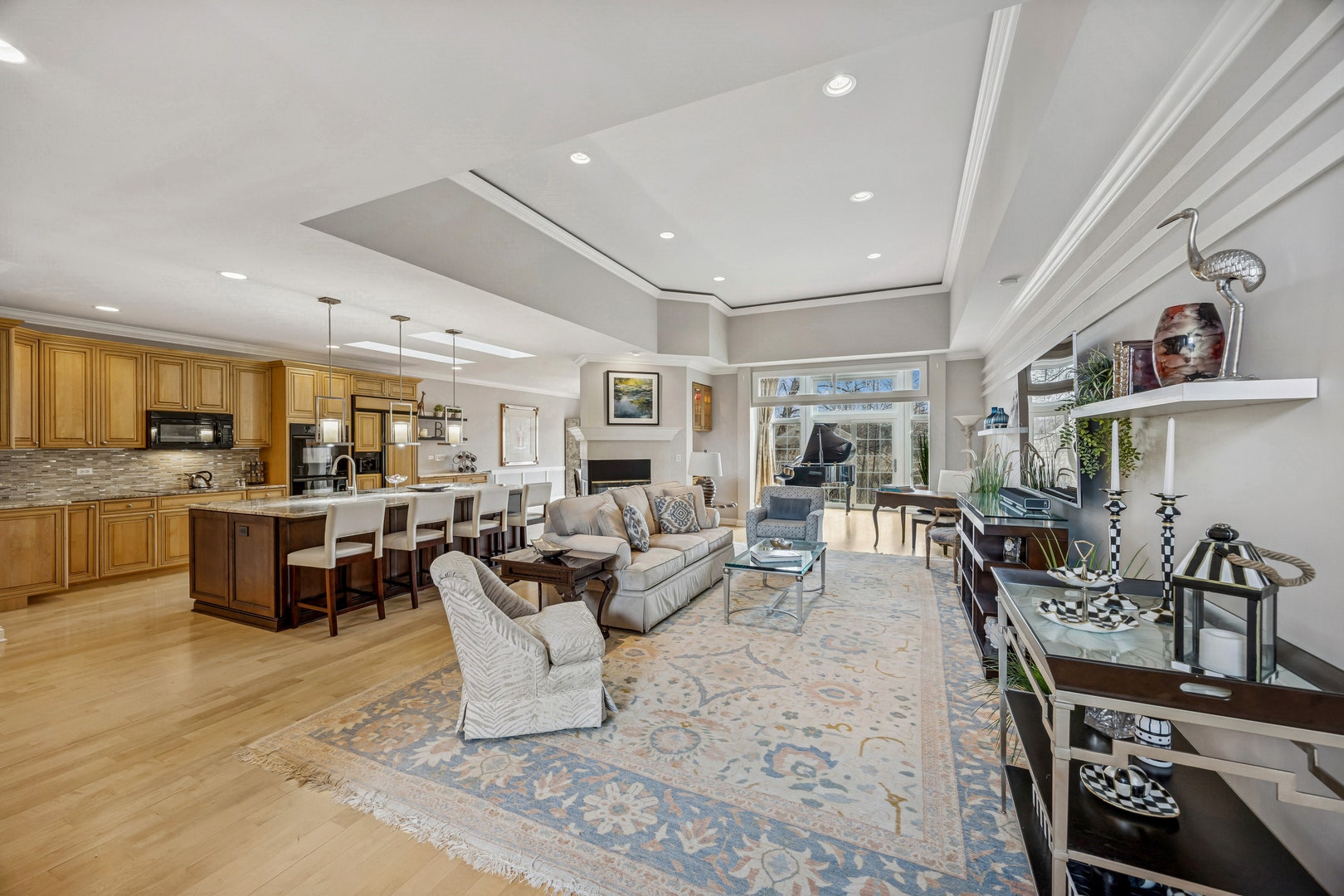 8711 Berkley Court, Orland Park, IL 60462 Great Room