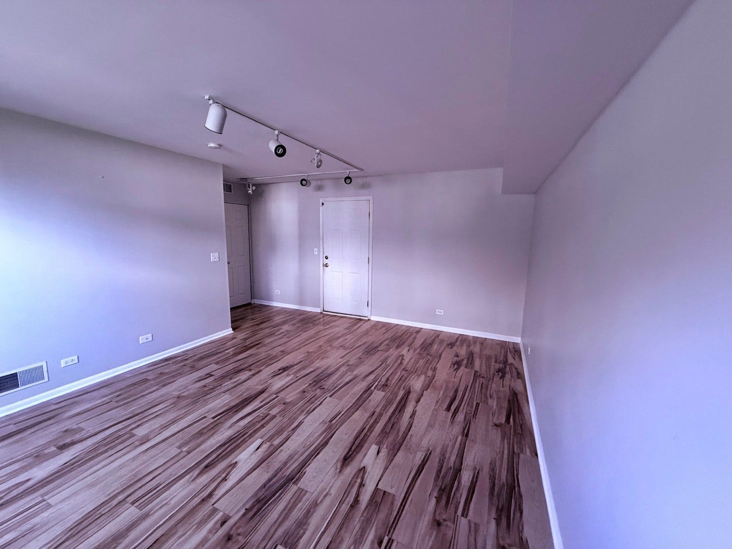 111 Enclave Circle, #D, Bolingbrook, IL 60440 111 Enclave Circle, #D, Bolingbrook, IL 60440