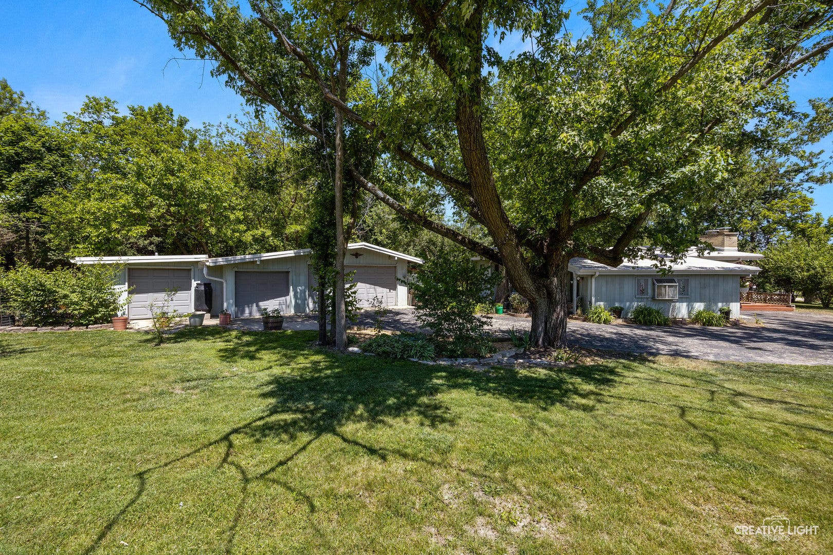 8048 Highland Avenue, Downers Grove, IL 60516 8048 Highland Avenue, Downers Grove, IL 60516