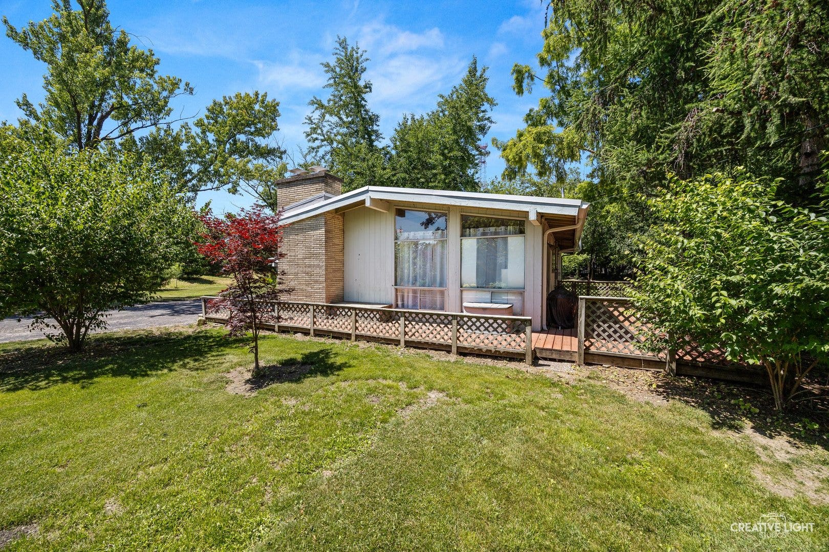 8048 Highland Avenue, Downers Grove, IL 60516 8048 Highland Avenue, Downers Grove, IL 60516