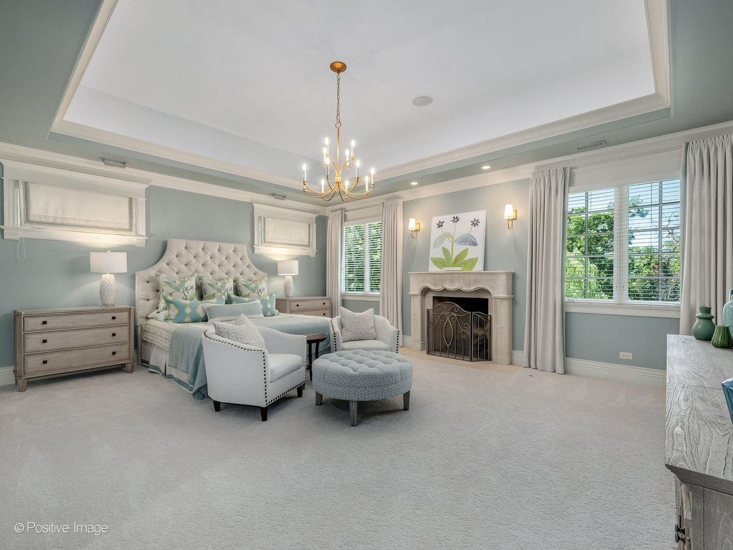 1757 Banchory Court, Downers Grove, IL 60515 Primary Bedroom suite with siting area, fireplace,