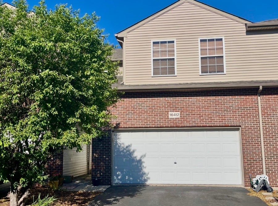 Property photo for 16412 Willow Walk Drive, Lockport, IL