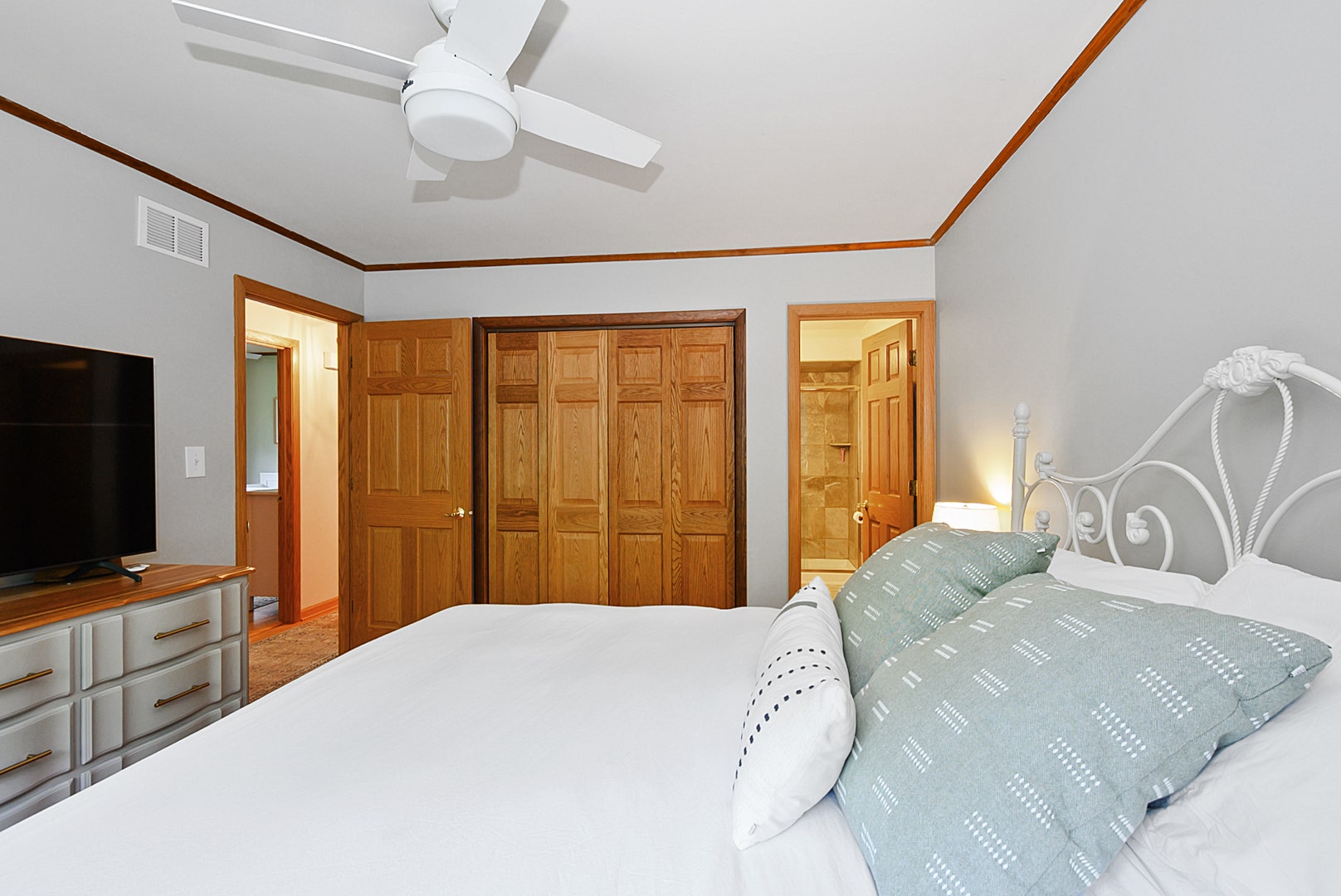 10050 W 145th Street, Orland Park, IL 60462 10050 W 145th Street, Orland Park, IL 60462
