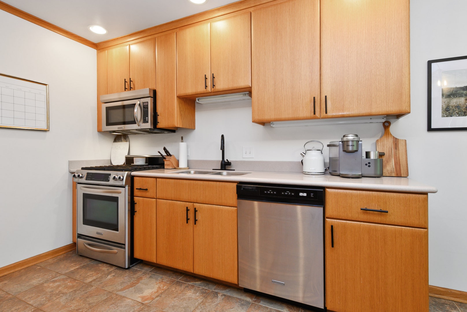 10050 W 145th Street, Orland Park, IL 60462 10050 W 145th Street, Orland Park, IL 60462
