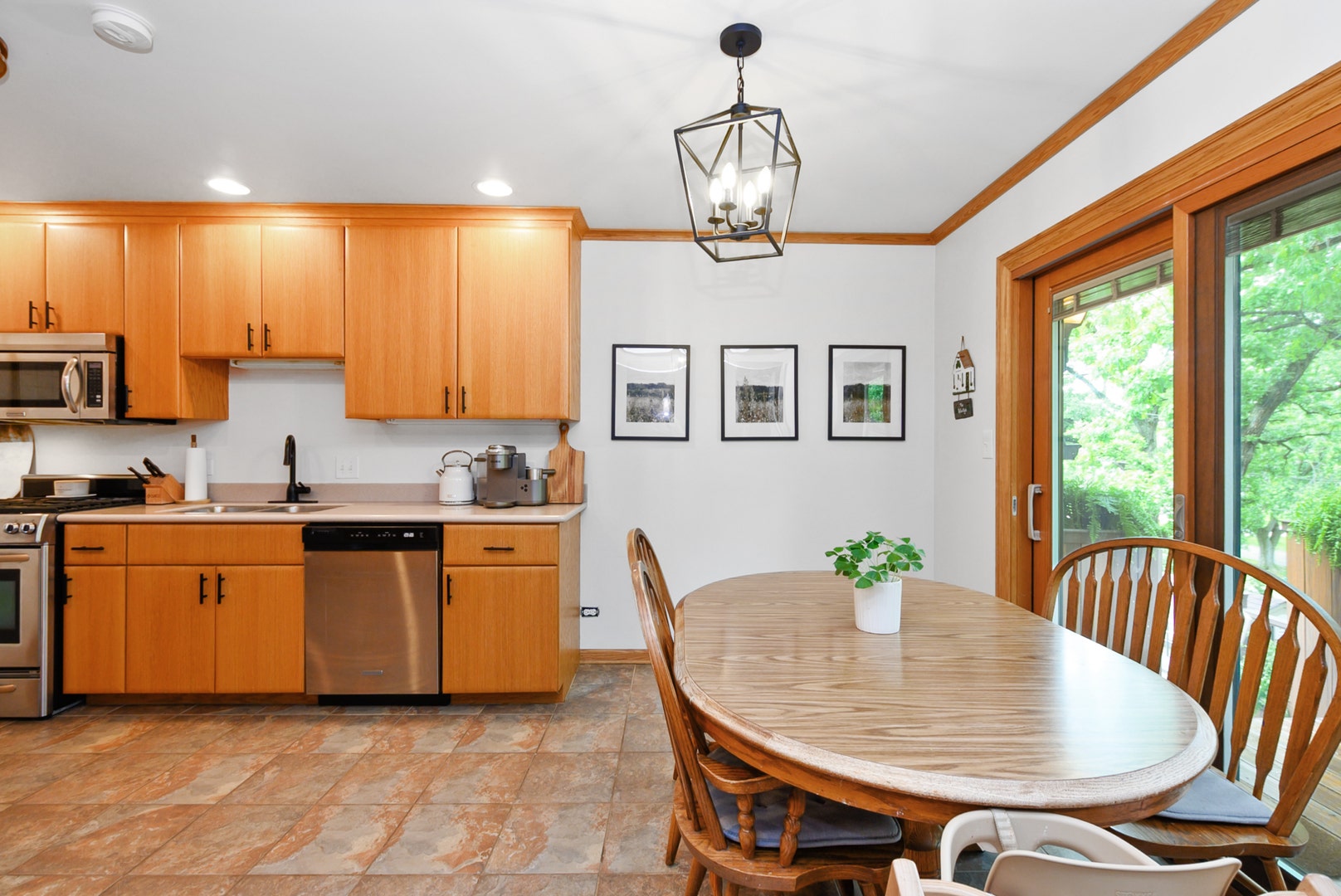 10050 W 145th Street, Orland Park, IL 60462 10050 W 145th Street, Orland Park, IL 60462