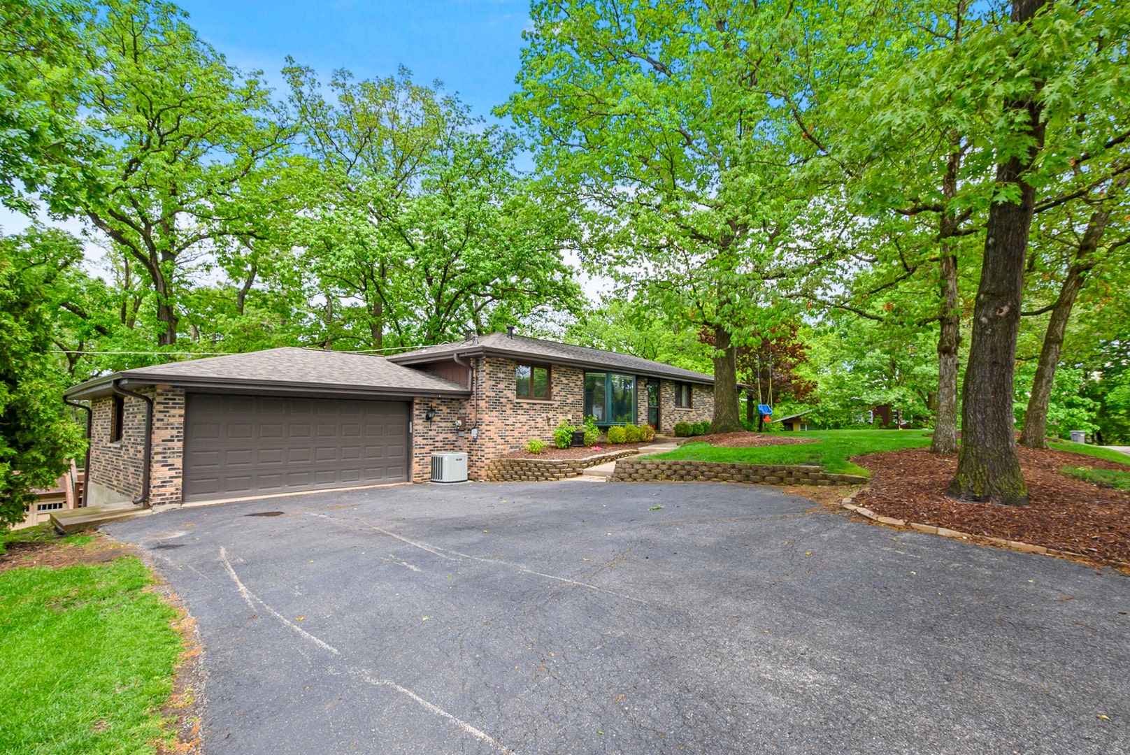 10050 W 145th Street, Orland Park, IL 60462 10050 W 145th Street, Orland Park, IL 60462