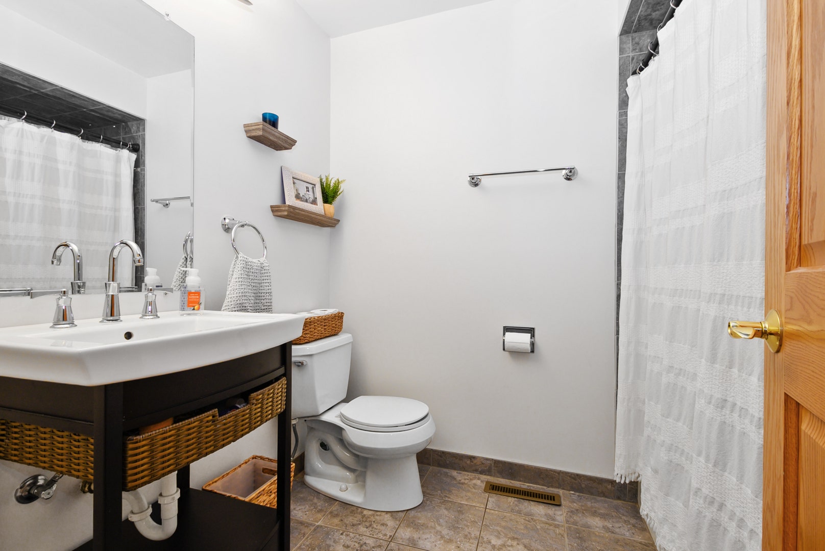 10050 W 145th Street, Orland Park, IL 60462 10050 W 145th Street, Orland Park, IL 60462