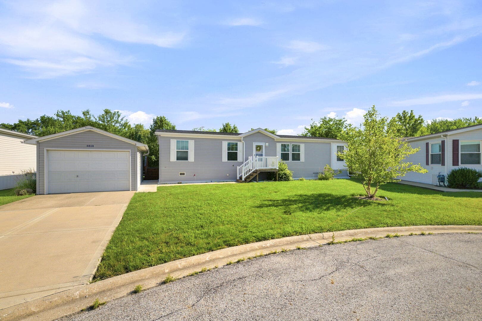 4818 W Pasatiempo Drive, Monee, IL 60449 4818 W Pasatiempo Drive, Monee, IL 60449